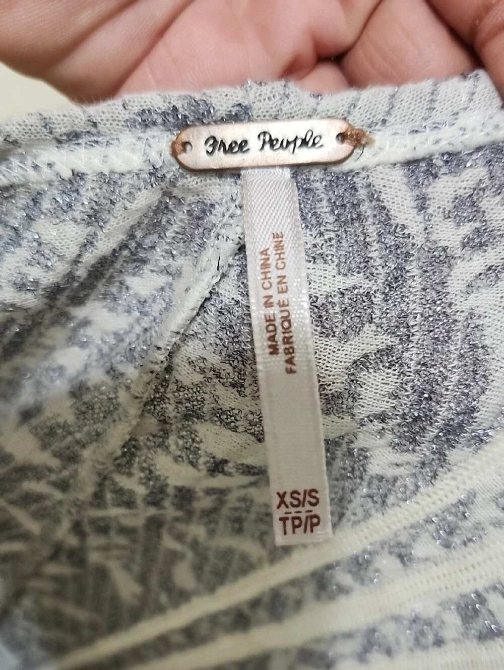 Free People Grey & White Patterned Open Front Fringe Kimono Size XS/S Swim Cover - Picture 2 of 9